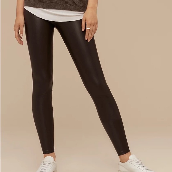 Aritzia - Wilfred Free - High-waisted Vegan Leather leggings / Daria pant - Picture 6 of 10
